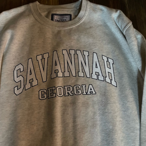 Unisex fantastic savannah georgia crewneck sweatshirt. Super soft cotton. Large. - Picture 2 of 5